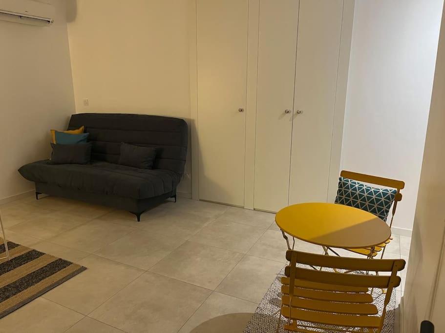 Charmant Studio / Centre Ville Niort Esterno foto